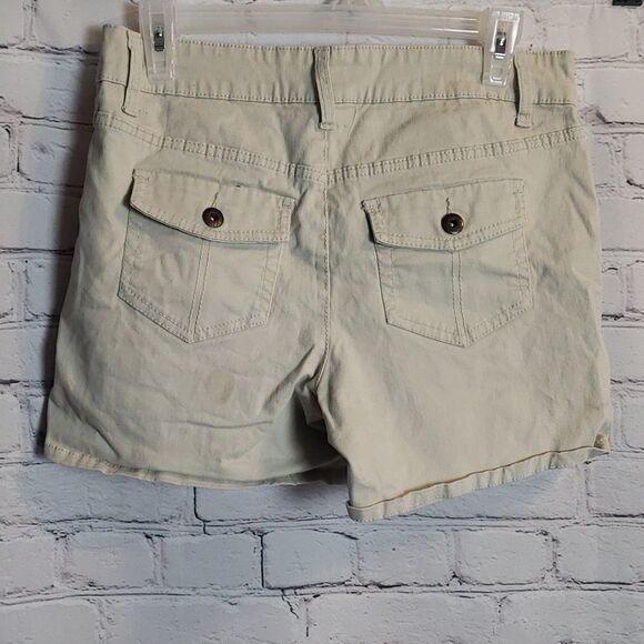Faded Glory Shorts - Picture 3 of 5